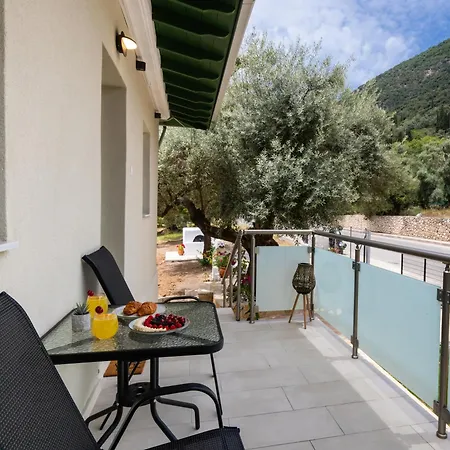 Marina's House Nyaraló *