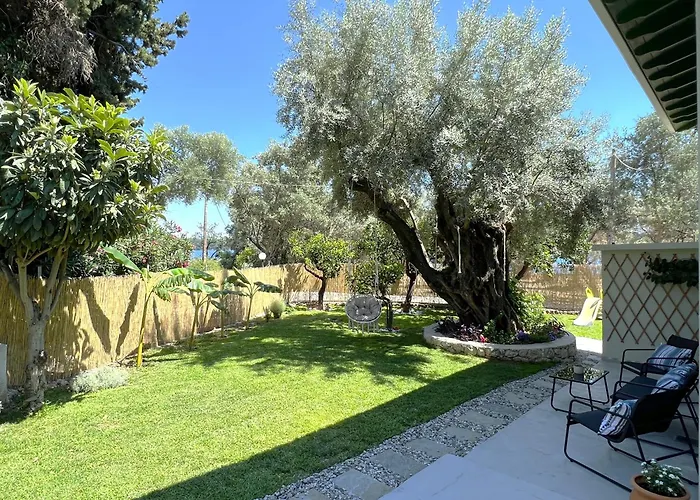 בית נופש Marina's House נידרי