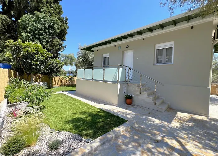 Marina's House * נידרי